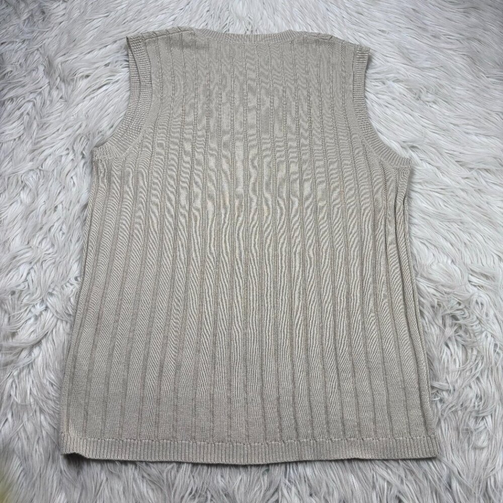 ASOS V-Neck Ribbed Sweater Vest - Picture 5 of 5